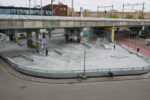 Skatebaan Dordrecht, onder de spoorbrug aan de Dokweg
