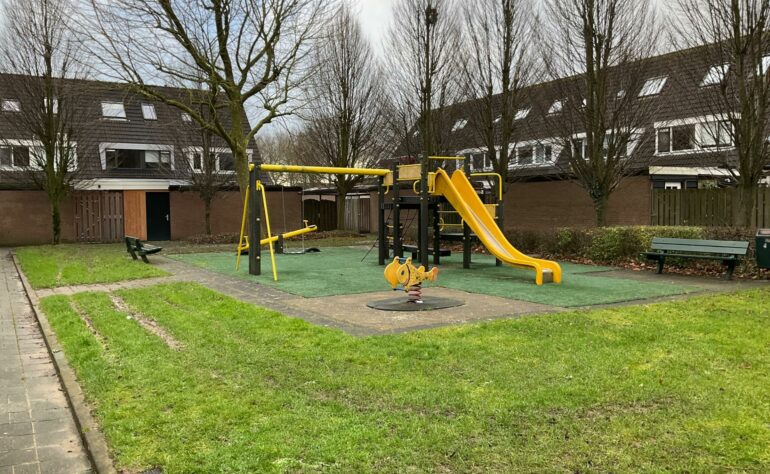 17 Jacob van Oudenhovenstraat achter nr 8