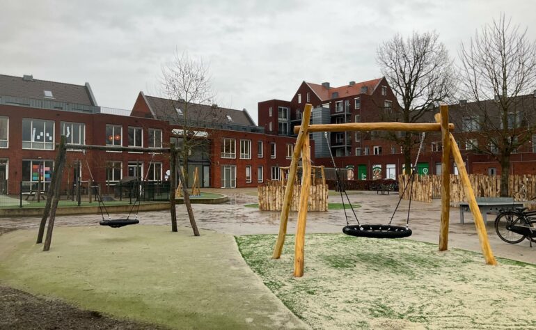 0206 Waterlinie 8     voor Brede School de Veste