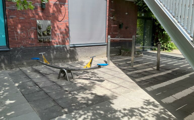 Plein de Walsprong (overige toestellen zijn van de fonkelsteen)